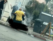  الرملة: شخص يُضرم النار في نفسه 